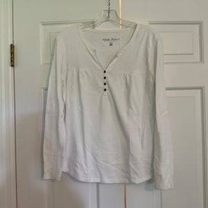 Women’s White long sleeve t-shirt size M